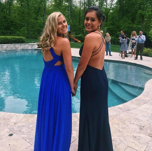 Meet your Posher, Samantha - Picture 1 of 1